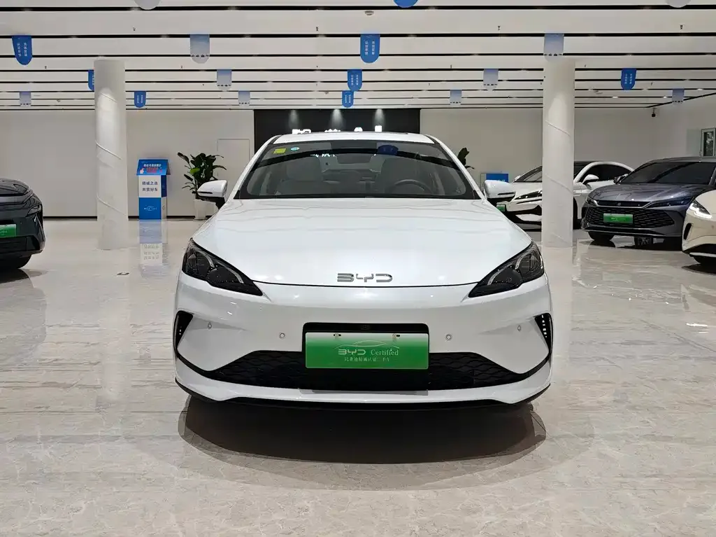 BYD Seal 05 DM-i — фото 2
