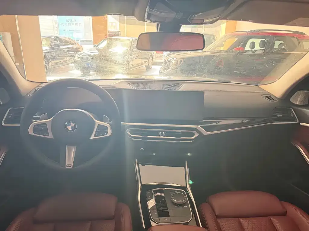 BMW 3 Series 2023 из CN, фото 3