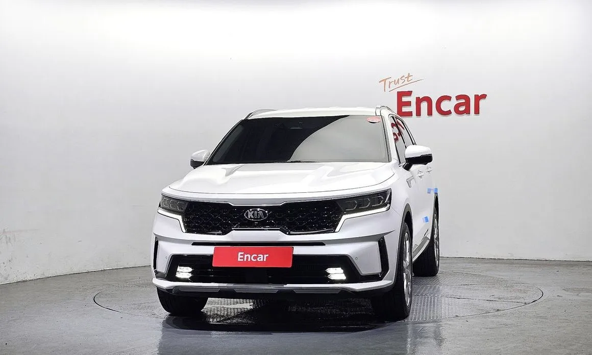 Kia Sorento — фото 7