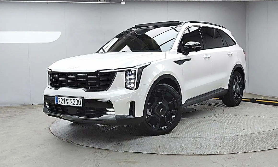 Kia Sorento — фото 1
