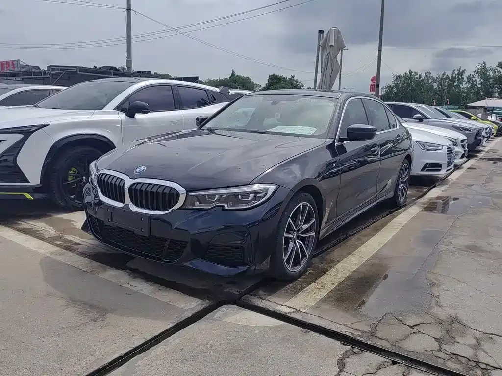 BMW 3 Series — фото 1