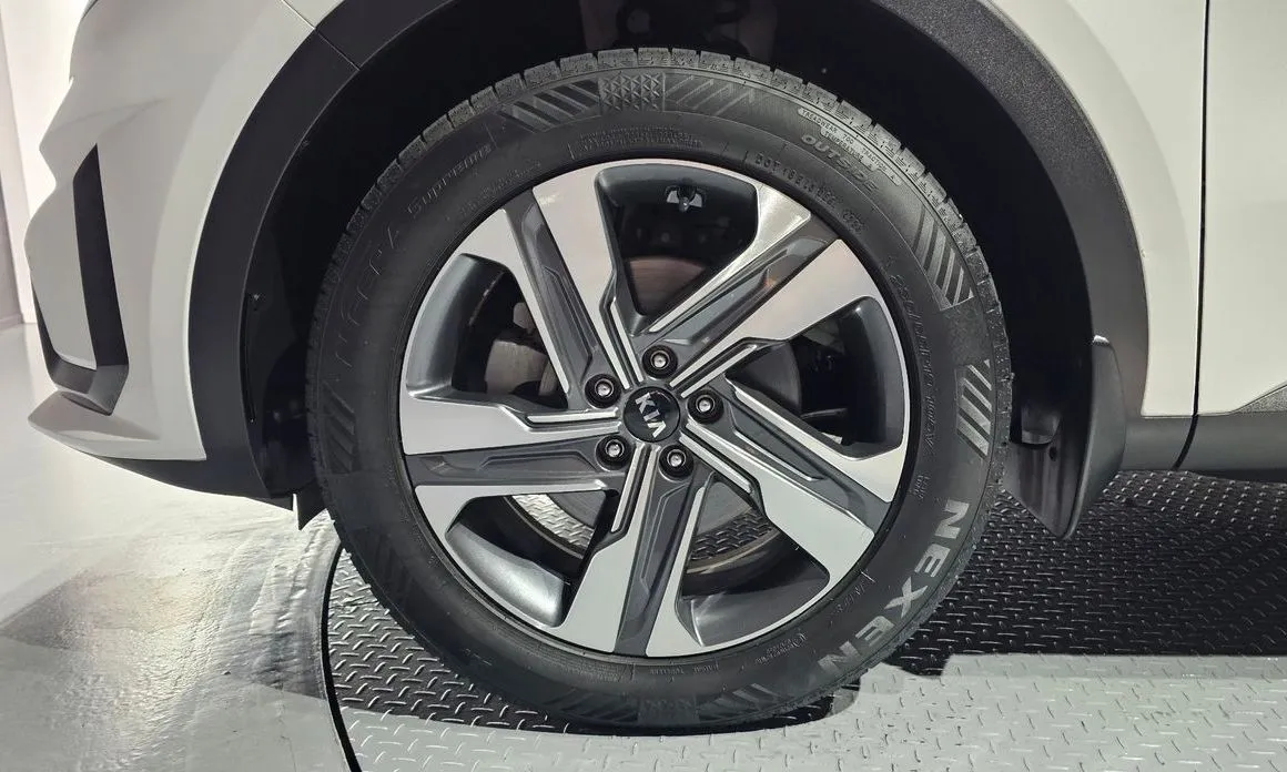 Kia Sorento — фото 4