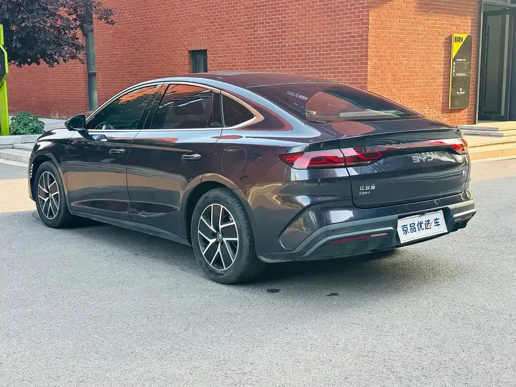 BYD Qin L — фото 8