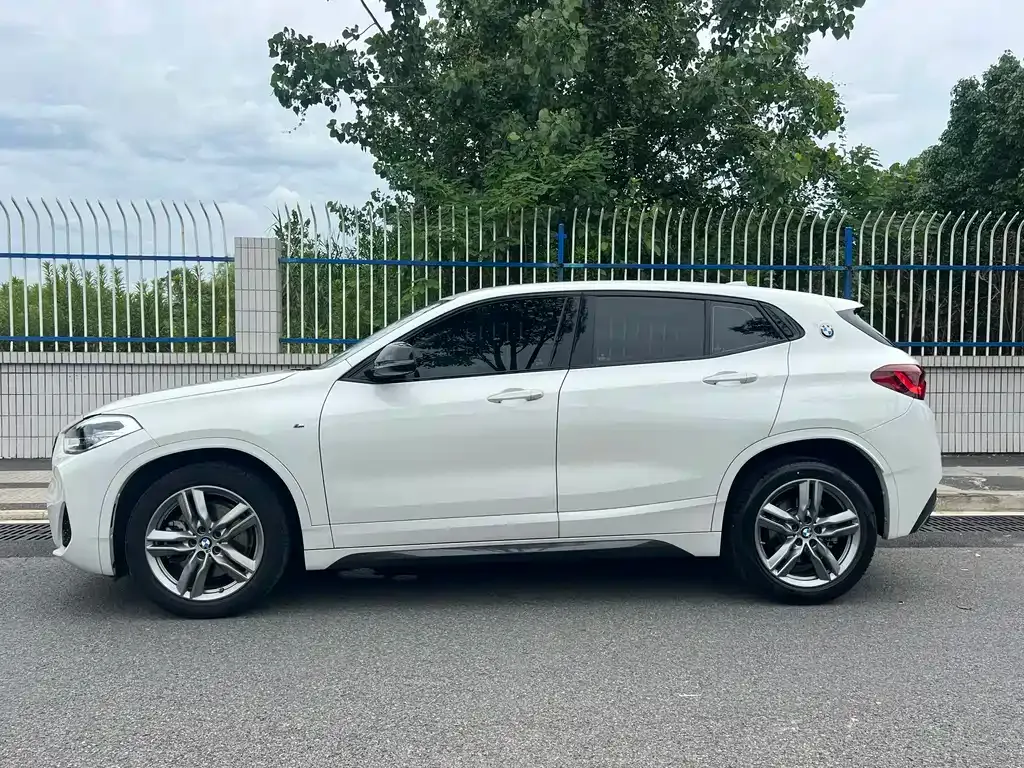 BMW X2 — фото 8