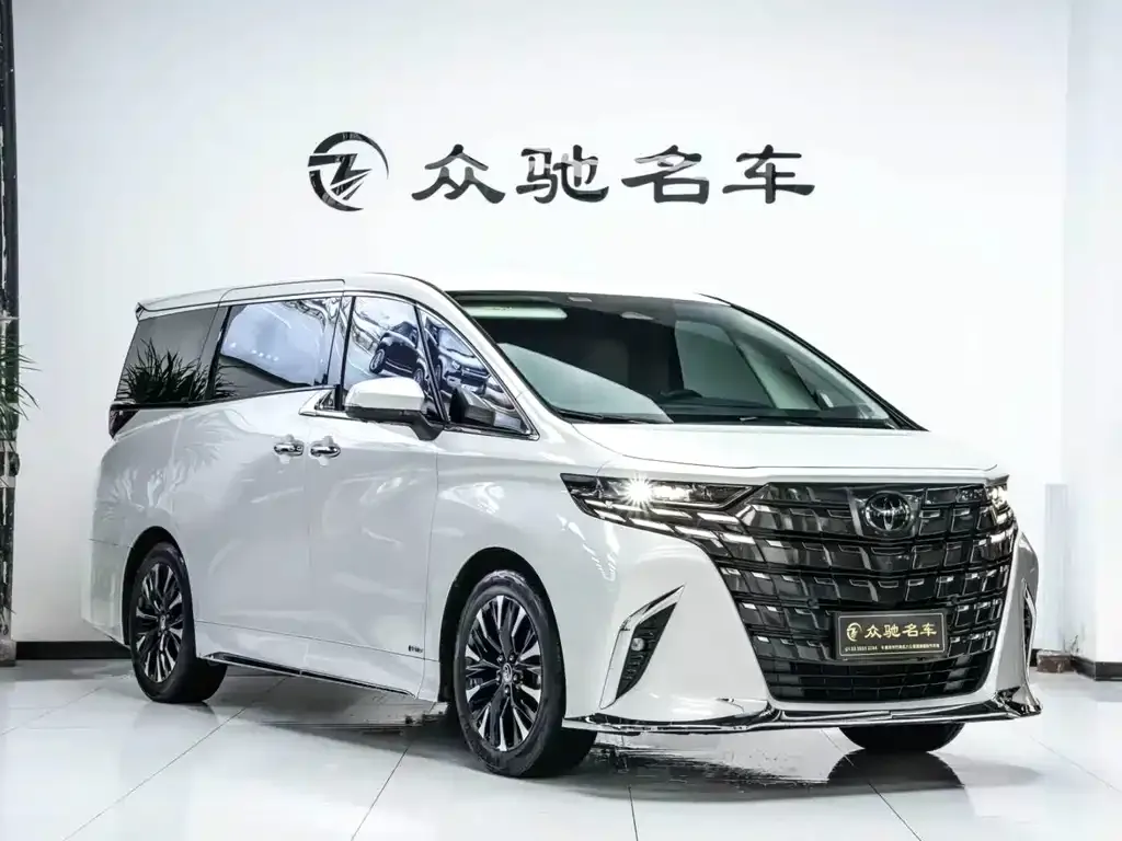 Toyota Alphard — фото 6