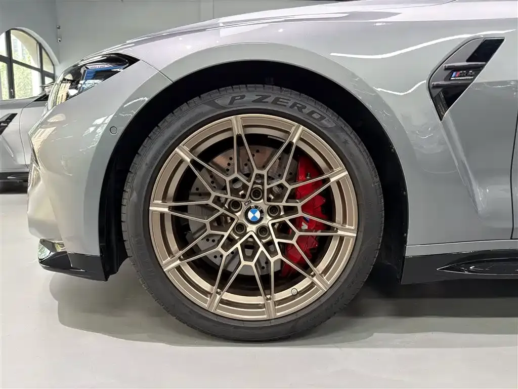 BMW M4 — фото 4