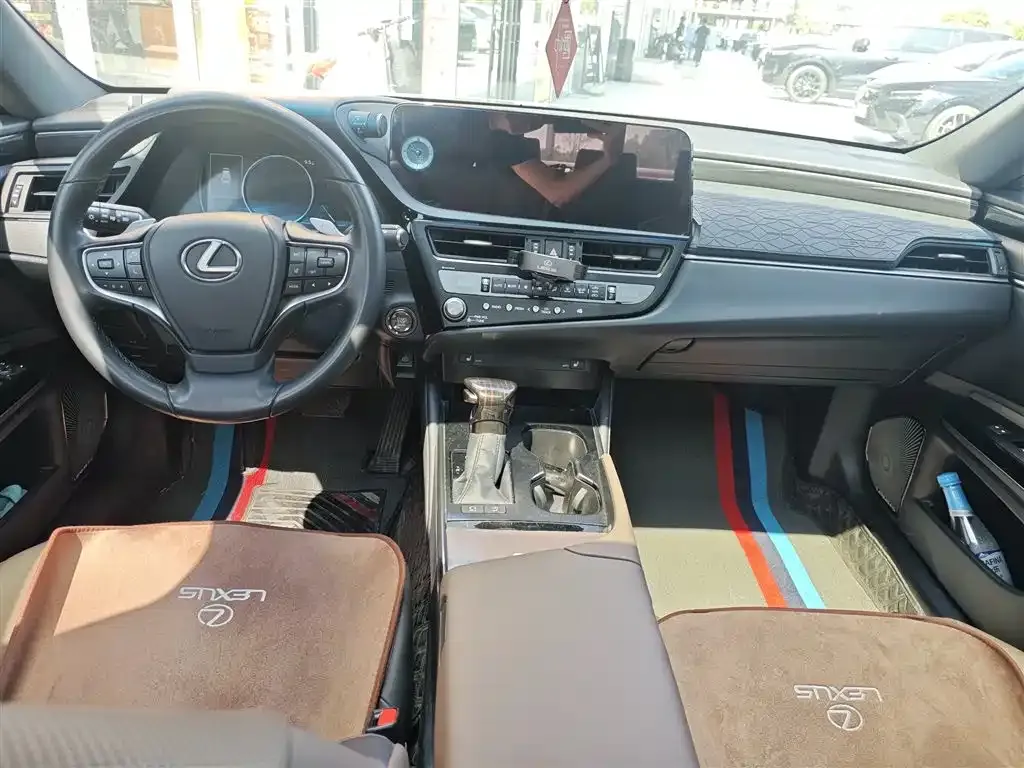 Lexus ES 2024 из CN, фото 2