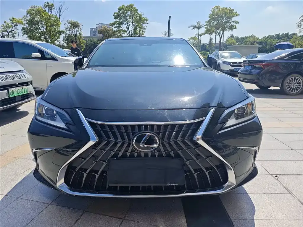 Lexus ES 2024 из CN, фото 3