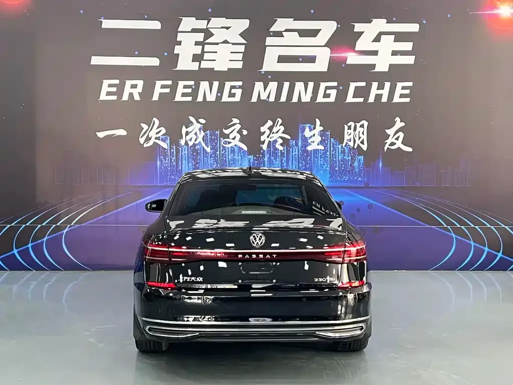 Volkswagen Passat — фото 8