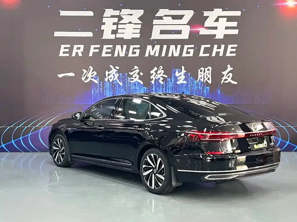 Volkswagen Passat — фото 3