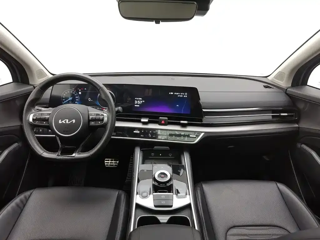 Kia Sportage — фото 9
