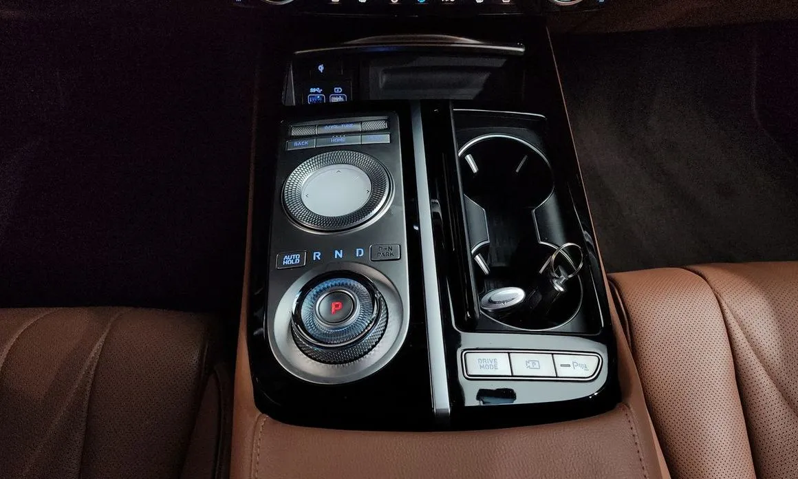 Genesis G80 — фото 10