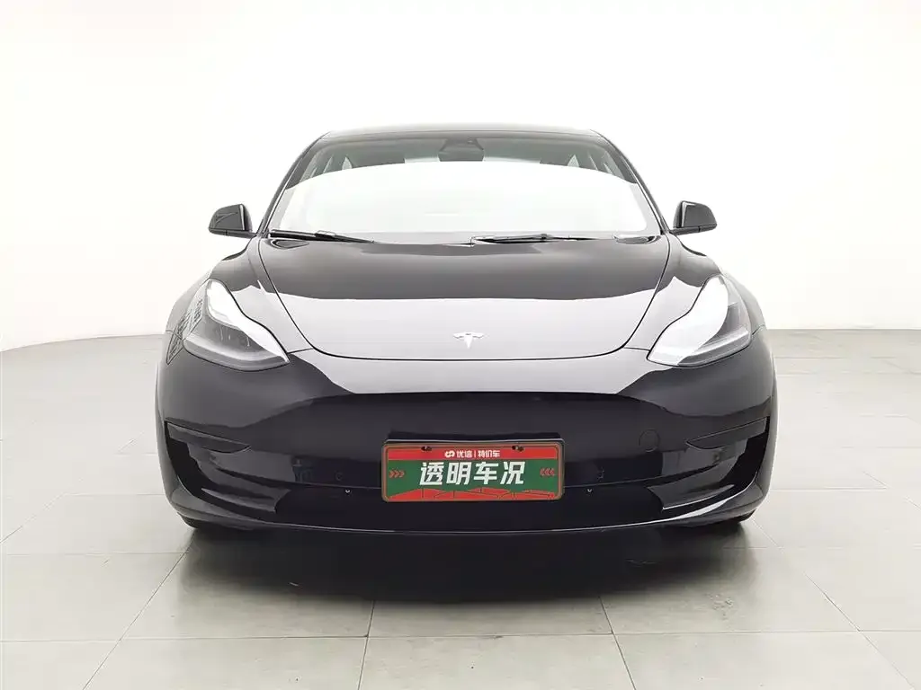 Tesla Model 3 — фото 5