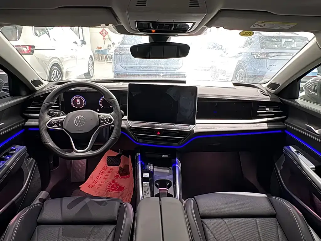 Volkswagen Passat — фото 10