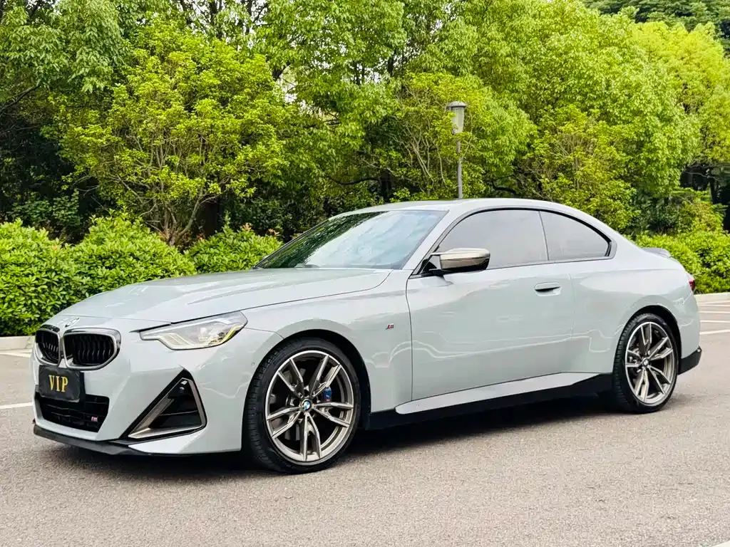 BMW M240i — фото 1