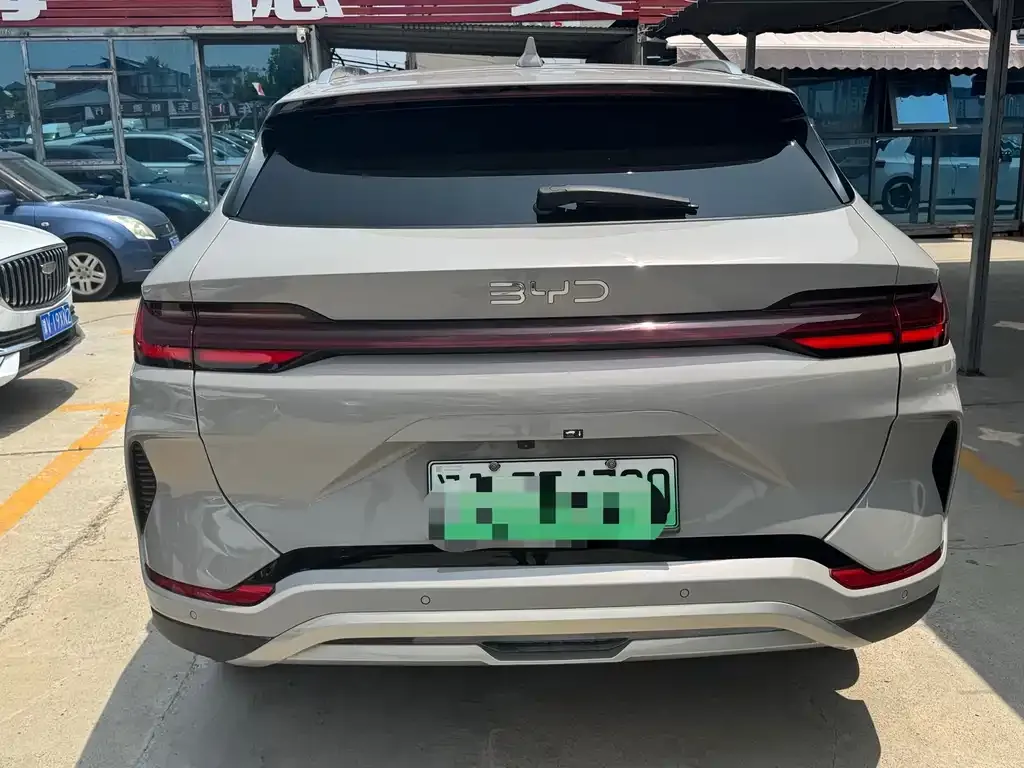 BYD PLUS New Energy — фото 4