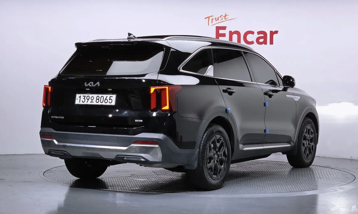 Kia Sorento — фото 9
