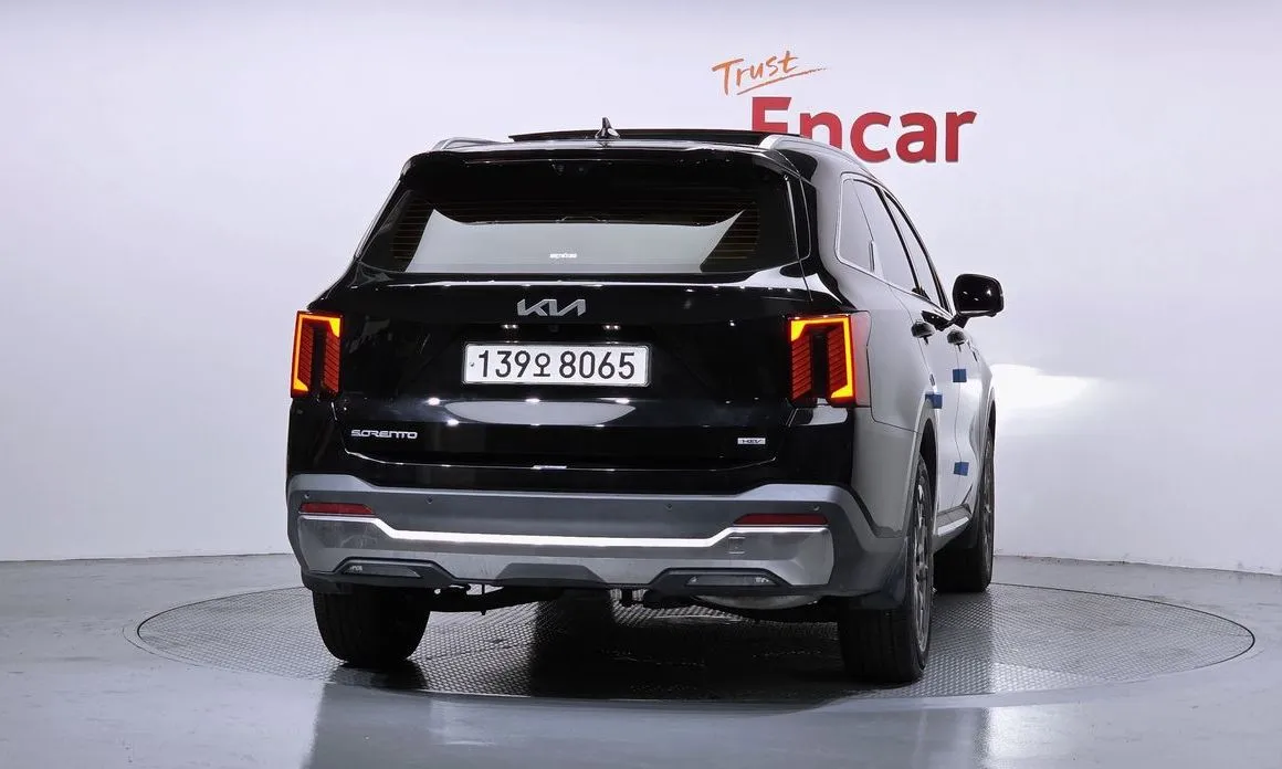 Kia Sorento — фото 5