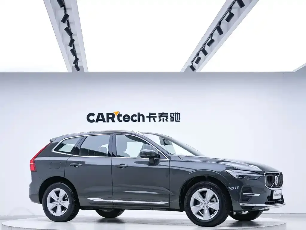 Volvo XC60 — фото 4