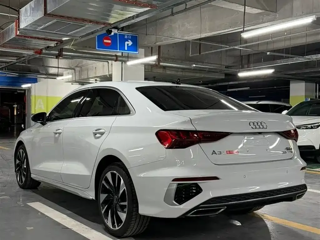 Audi A3 — фото 8