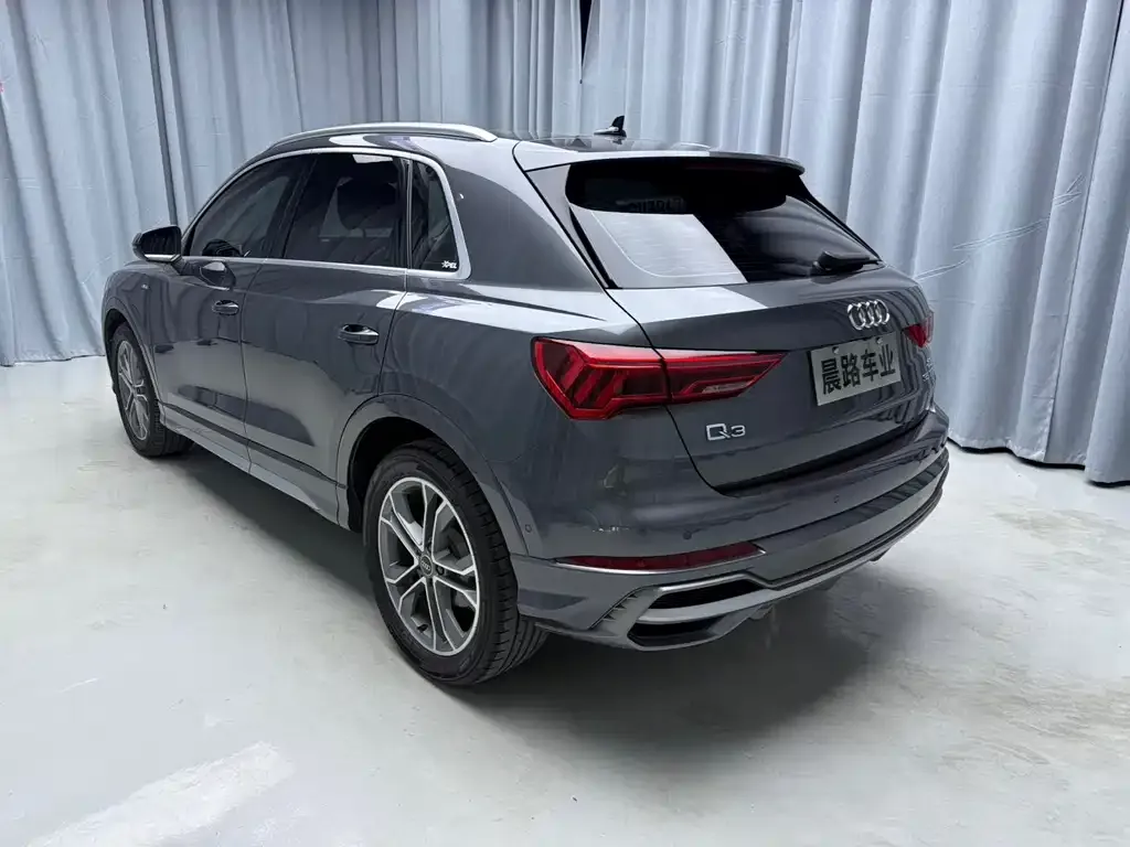 Audi Q3 — фото 2
