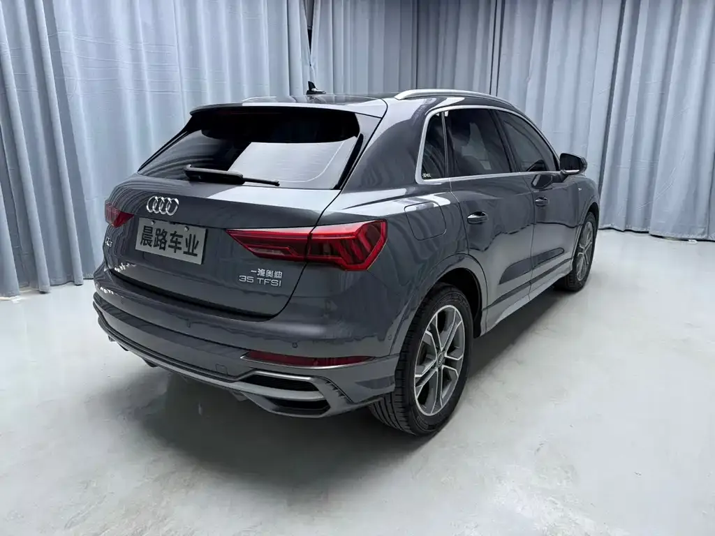 Audi Q3 — фото 6