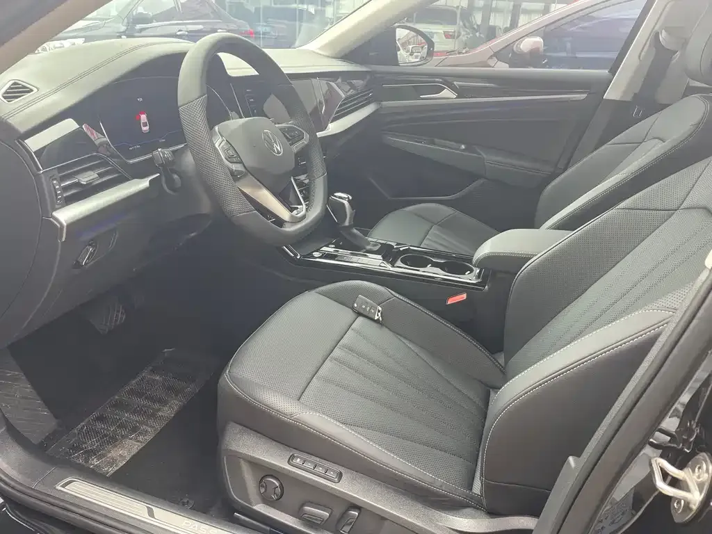 Volkswagen Passat — фото 6