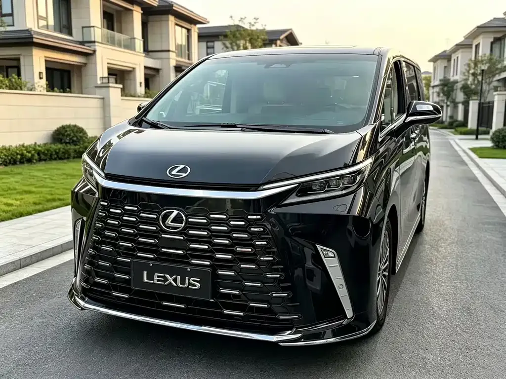 Lexus LM — фото 9