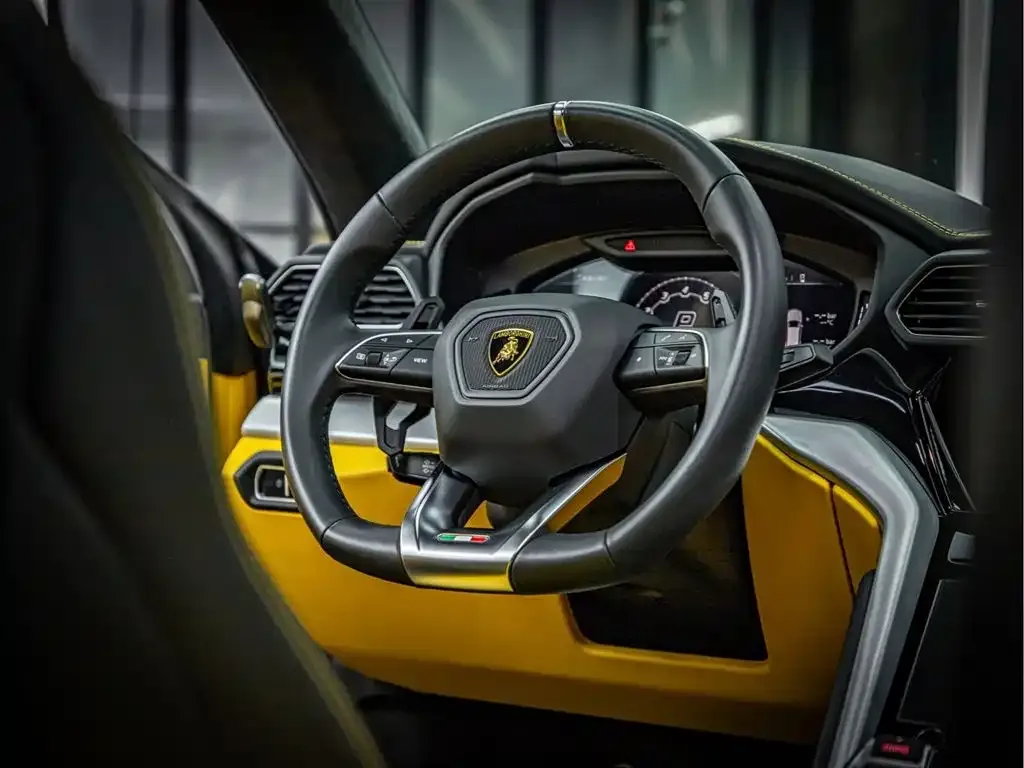 Lamborghini Urus — фото 4