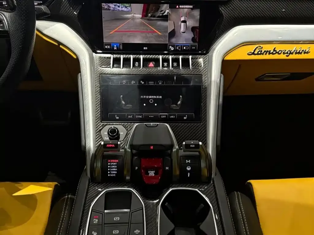 Lamborghini Urus — фото 6