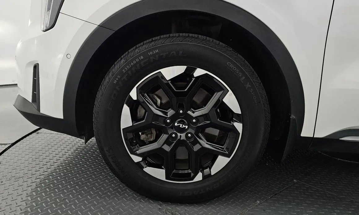 Kia Sorento — фото 4