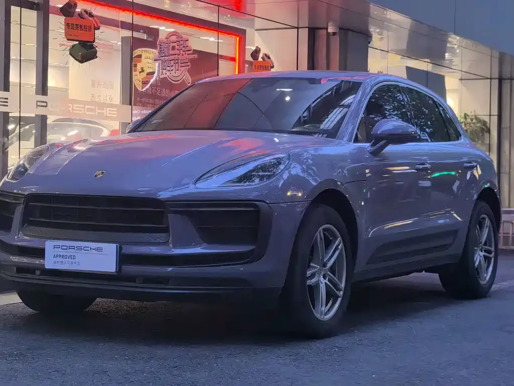 Porsche Macan — фото 1