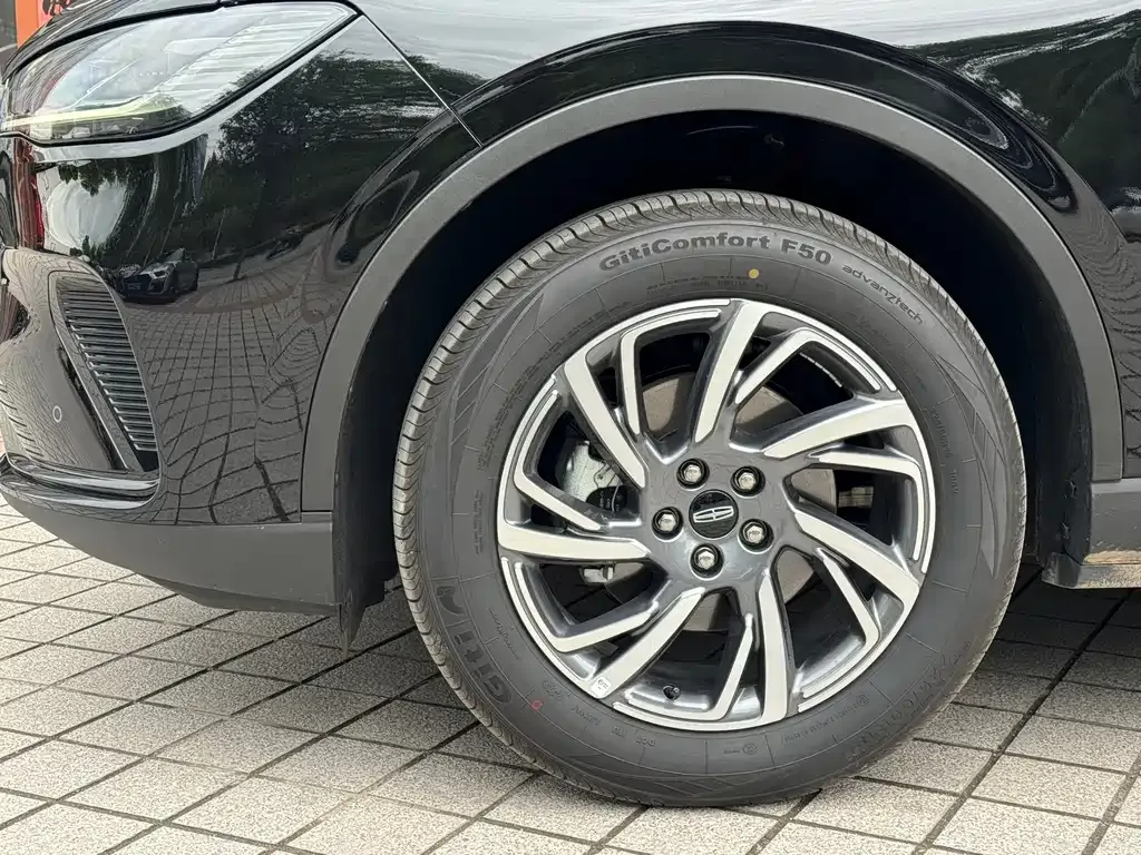 Lincoln Corsair — фото 8