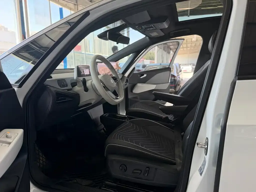 Volkswagen ID.3 — фото 6