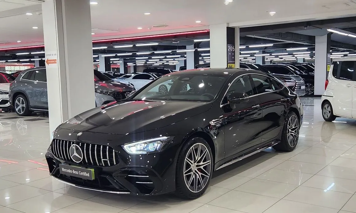 Mercedes-Benz AMG GT — фото 1