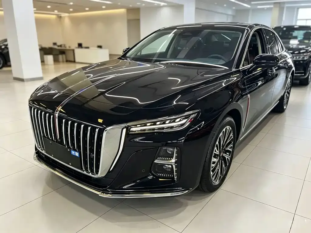 Hongqi H5 — фото 1