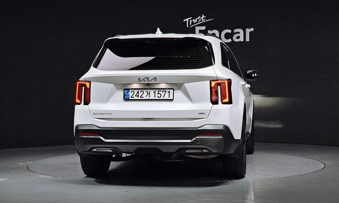 Kia Sorento — фото 4