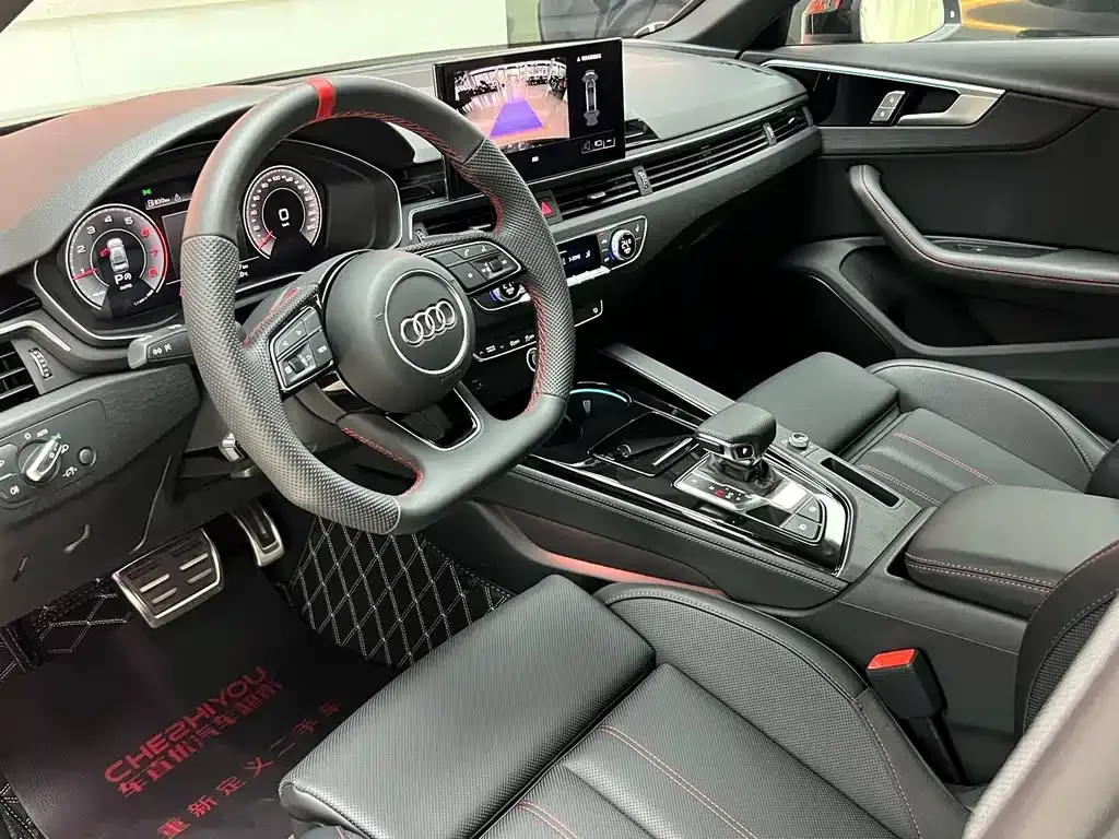 Audi A4L — фото 2
