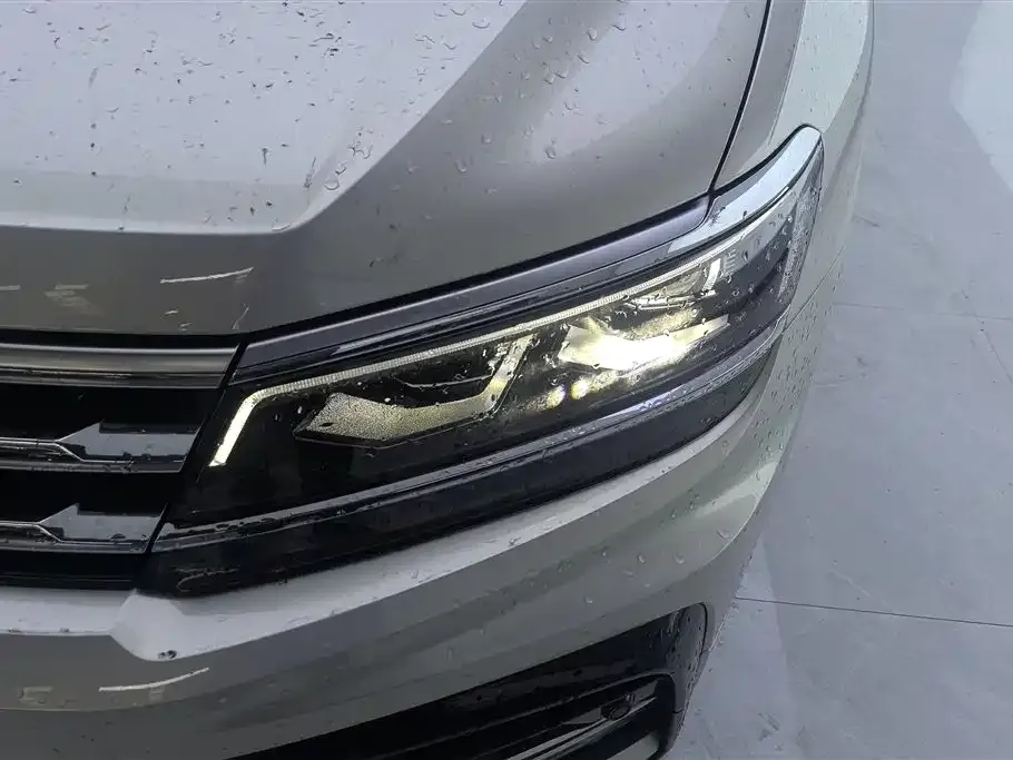 Volkswagen 途观L插电混动 — фото 4