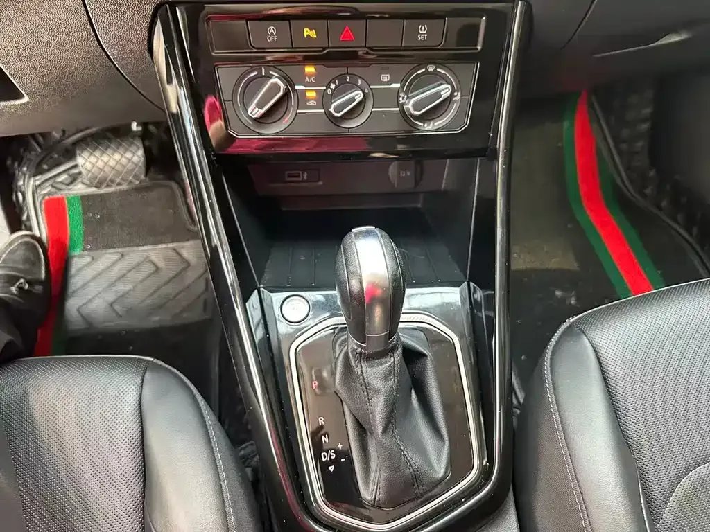 Jetta VS5 2023 из CN, фото 8