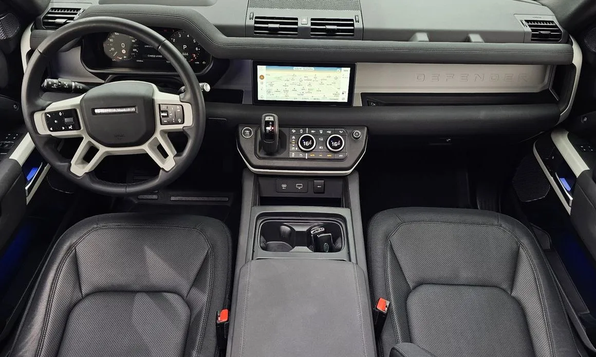 Land Rover Defender 2023 из KR, фото 9