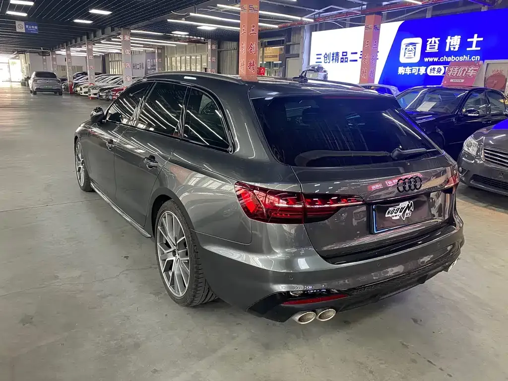 Audi A4 (Import) — фото 9
