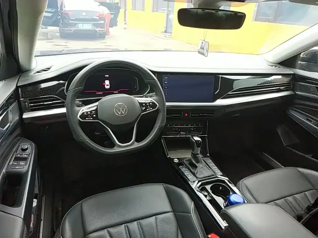 Volkswagen Passat — фото 5