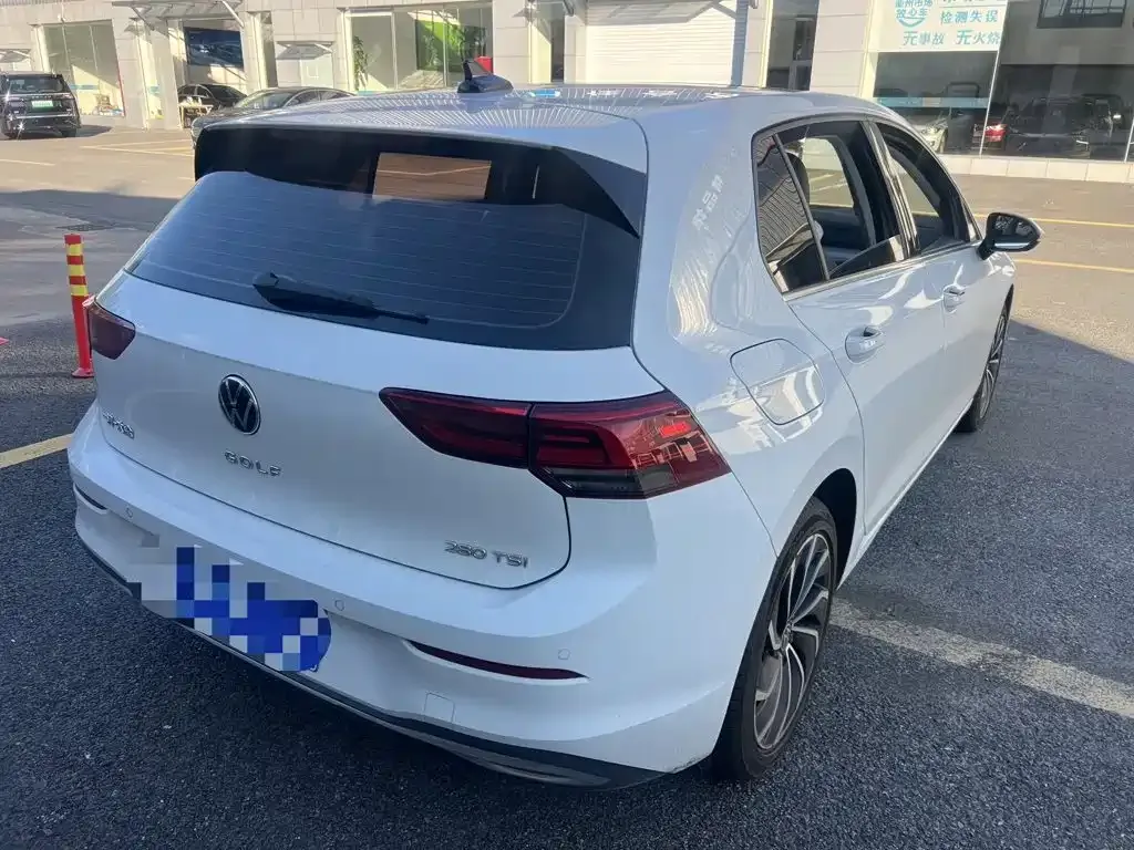 Volkswagen Golf 2022 из CN, фото 6