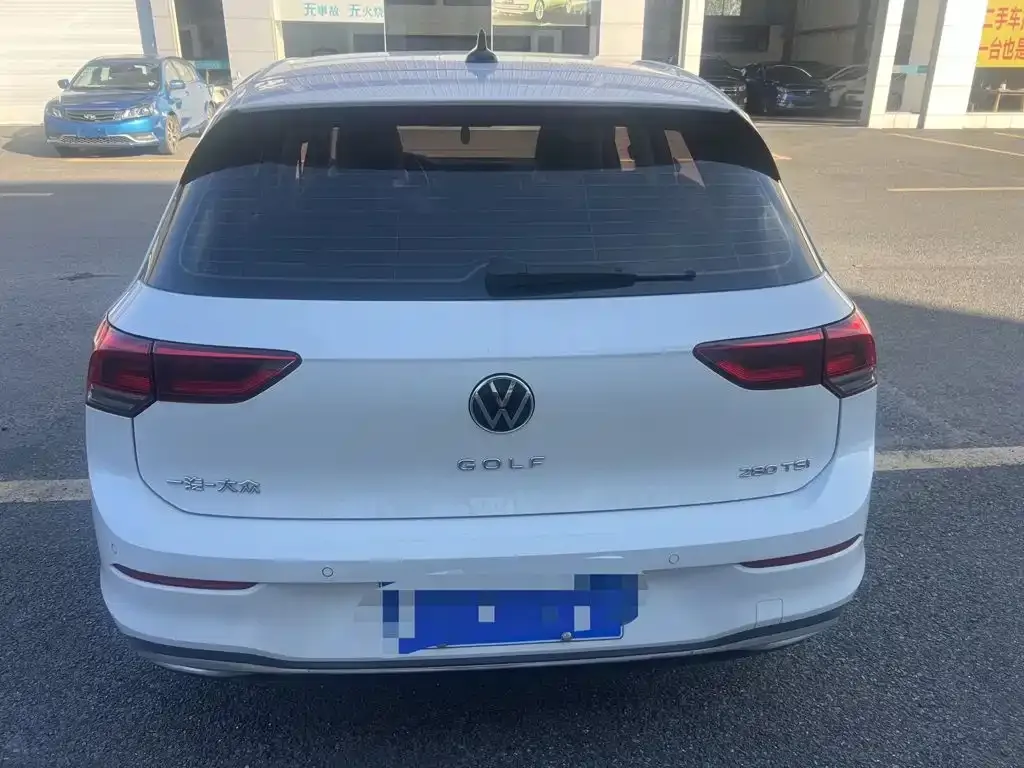 Volkswagen Golf 2022 из CN, фото 4