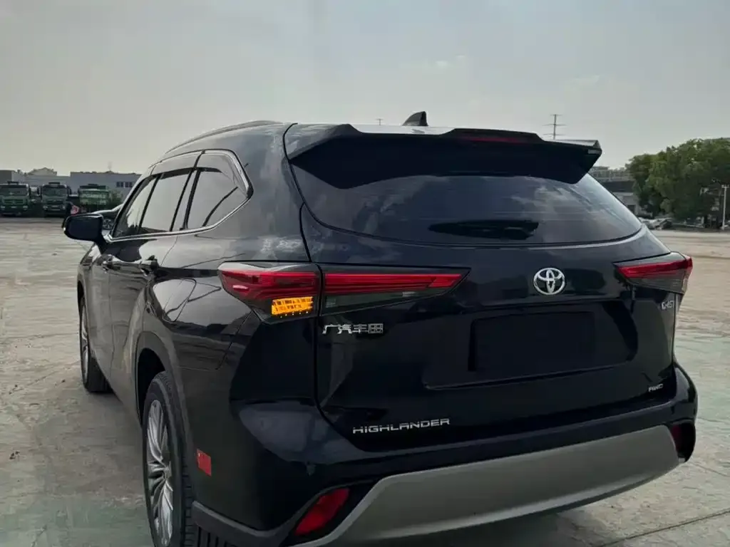 Toyota Highlander 2024 из CN, фото 2