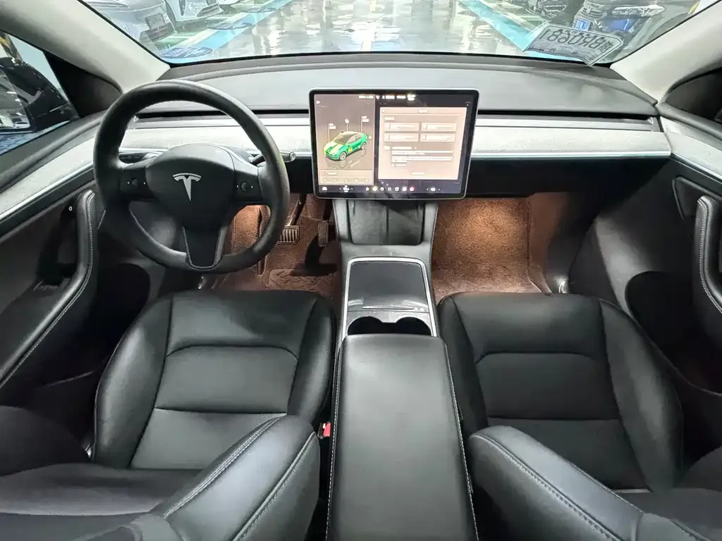Tesla Model Y 2024 из CN, фото 9