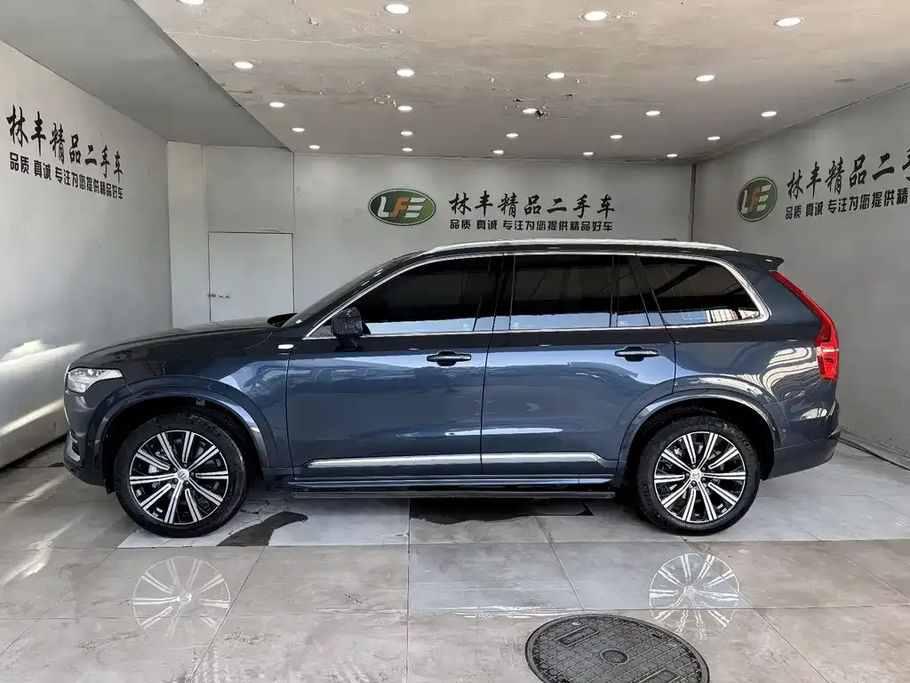 Volvo XC90 — фото 4