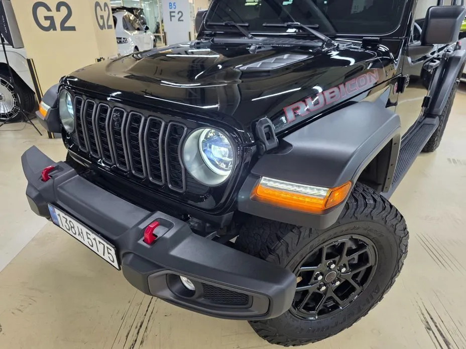 Jeep Wrangler — фото 6