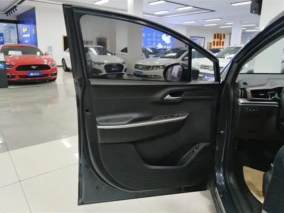 Hyundai Custo — фото 3